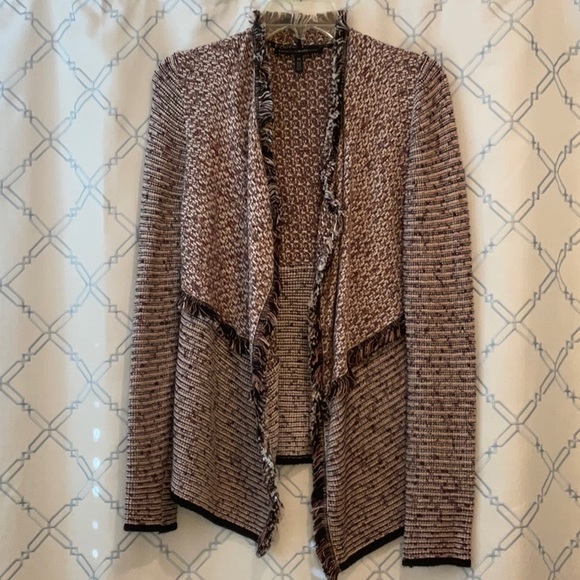 LIKE NEW WHBM Sweater - Picture 1 of 4